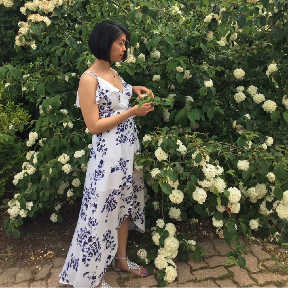 Floral Blue And White Hi Low Maxi Dress Size M